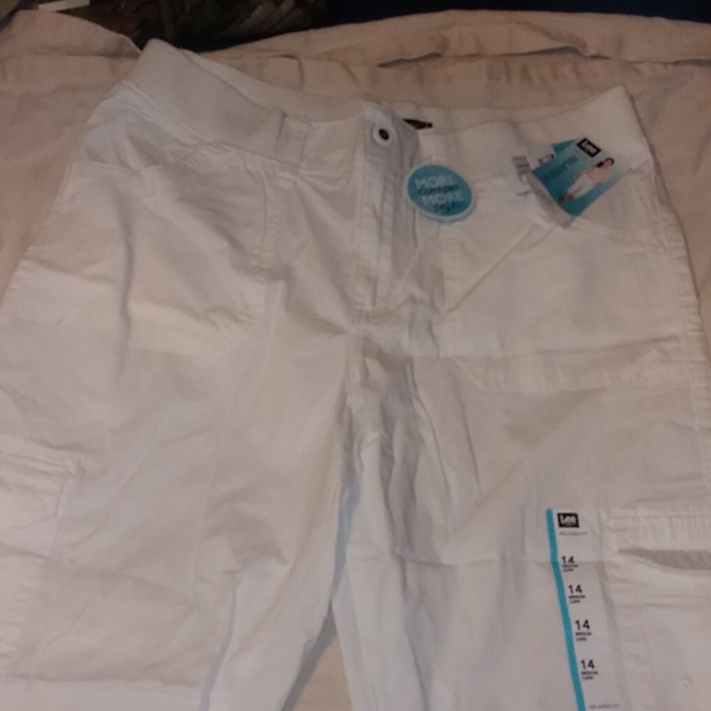 Capris pants